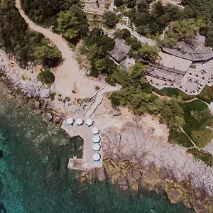 Πανσιόν Porto Valitsa, Παλιούρι